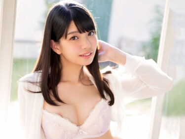 無修正個人撮影動画「「あなたの街の巨乳美女2人組」」前編　瀧本梨絵(愛国少女ゆうき撫子・朝美すず)